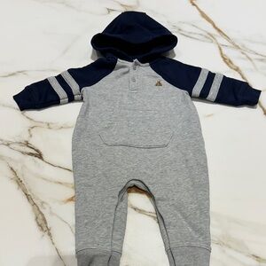 GAP Navy and Gray Kids Footie